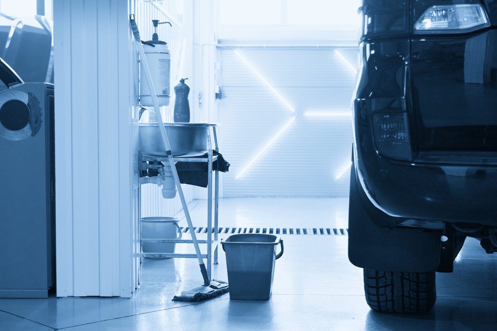 Limpieza de Concesionarios y Talleres