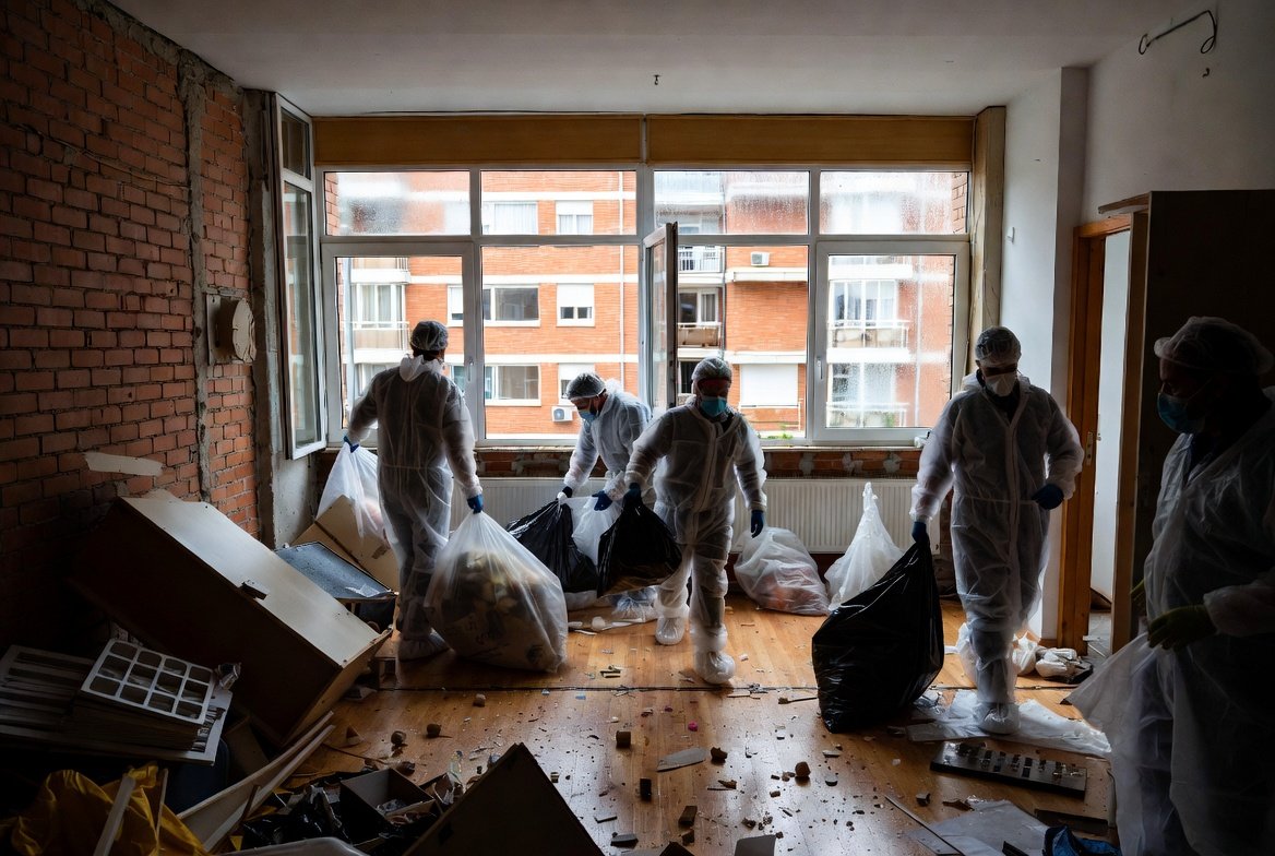 Limpieza de Síndrome de Diógenes en Barakaldo. Limpieza extrema segura